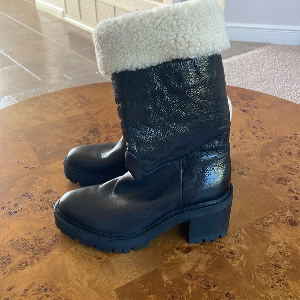 Marc Fisher Willoe Black Leather Pull On Sherpa Boots